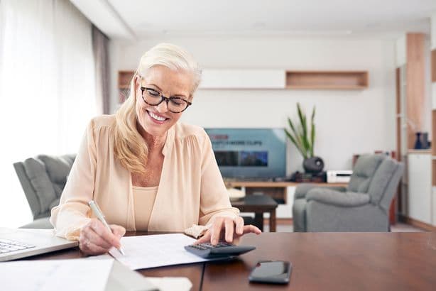 Arbeit von zuhause aus: Vorteile und Nachteile im Vergleich zum Büro