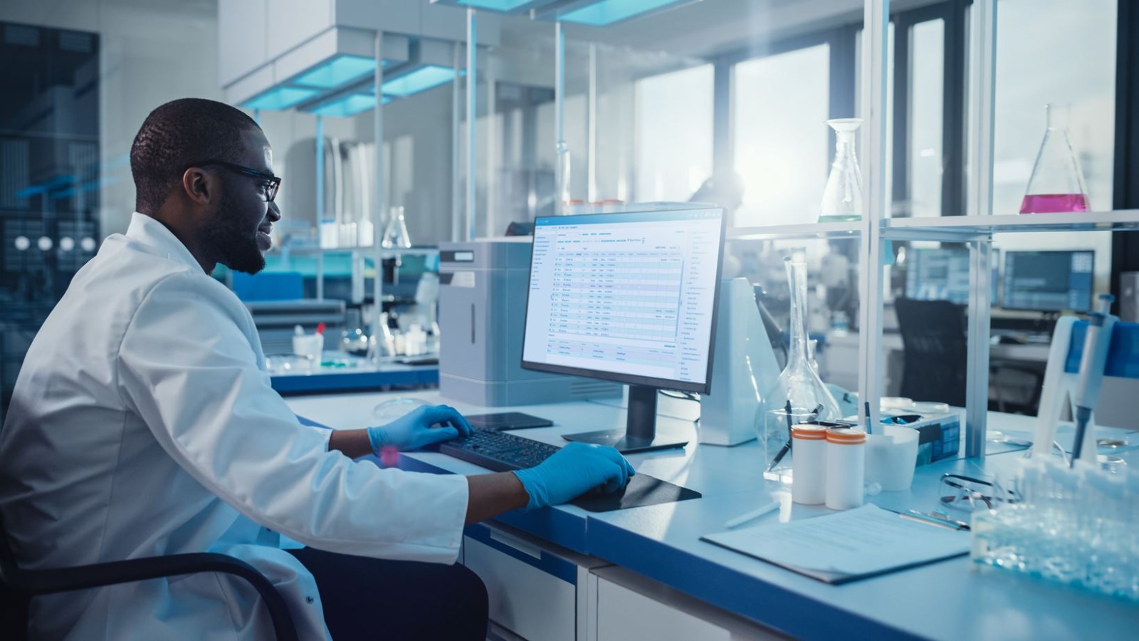 Labor Management System: Optimale Analyse- und Reportingtools
